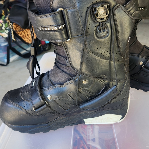 New Balance Other - New Balance Black Snow Boots Men’s Rain & Snow